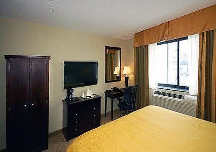 Quality Inn Jamaica Airtrain Ню Йорк Стая снимка