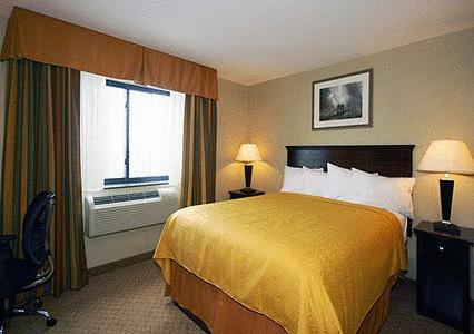 Quality Inn Jamaica Airtrain Ню Йорк Стая снимка