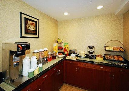 Quality Inn Jamaica Airtrain Ню Йорк Екстериор снимка