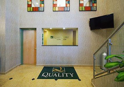 Quality Inn Jamaica Airtrain Ню Йорк Екстериор снимка