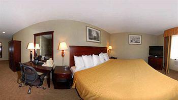 Quality Inn Jamaica Airtrain Ню Йорк Екстериор снимка